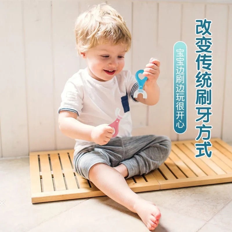 Escova de dente Infantil 360° Para Criança de 2 a 6 anos